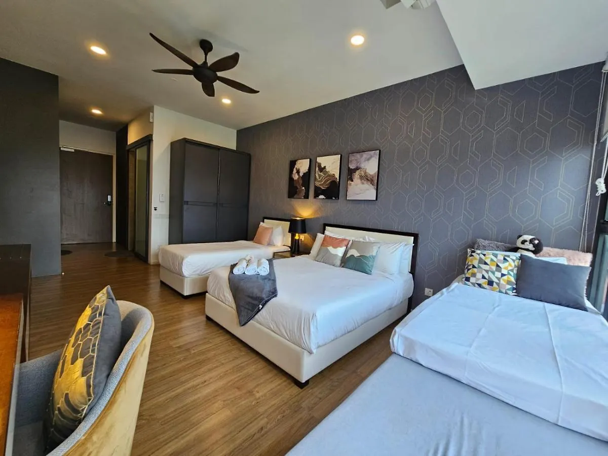 Luxurious Ceylonz Suite Near Bukit Bintang 4Pax Kuala Lumpur