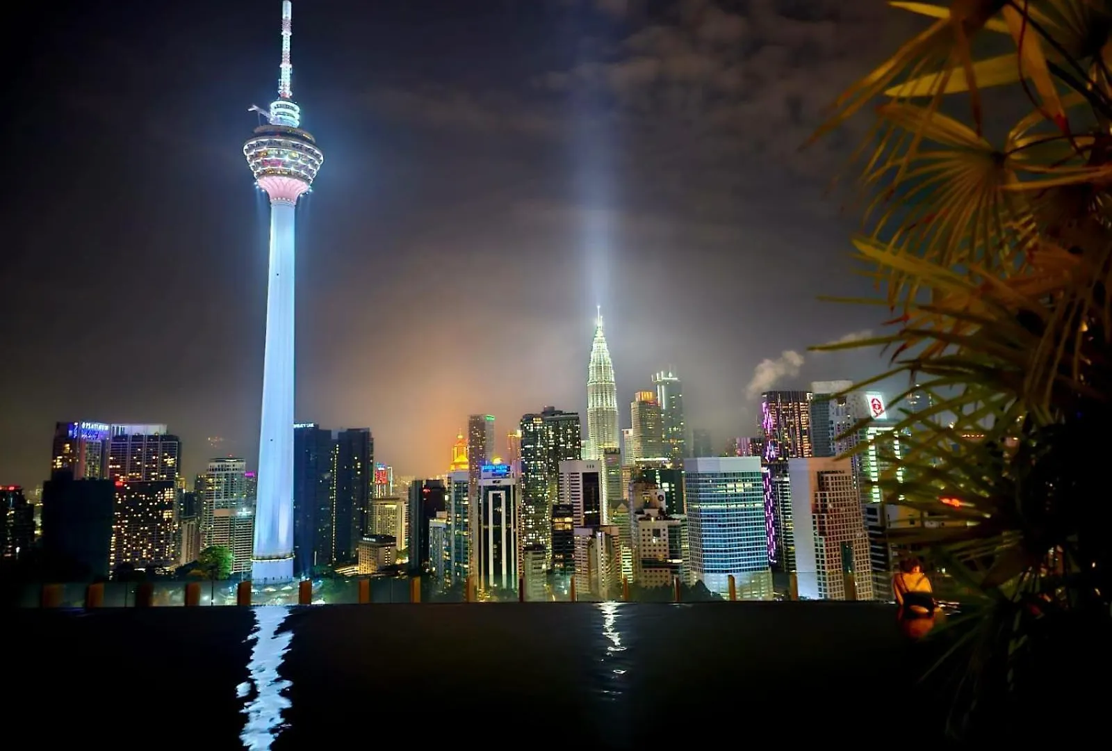 Luxurious Ceylonz Suite Near Bukit Bintang 4Pax Kuala Lumpur Malezja