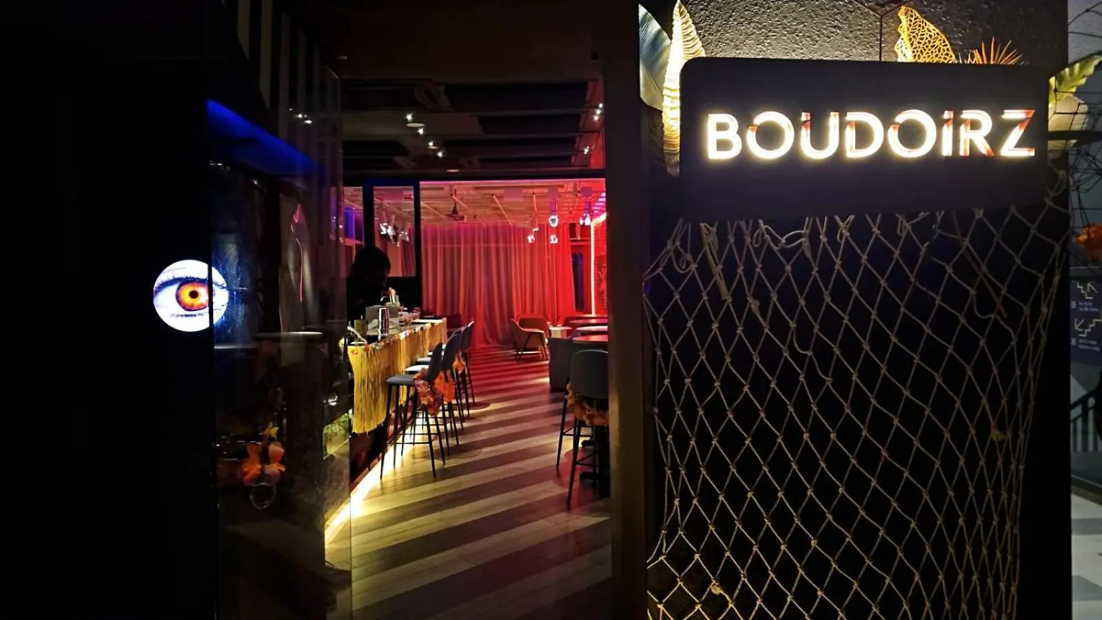 Luxurious Ceylonz Suite Near Bukit Bintang 4Pax Kuala Lumpur 0*,  Malásia